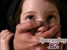 В Таганроге ищут педофила, нападающего на школьниц