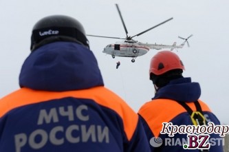 МЧС России  подорвало ледяной затор который мог затопит 450 домов