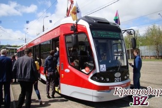 В Краснодаре появился новенький трамвайчик