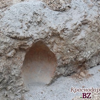 В Геленджике найдены осколки средневековых пифосов