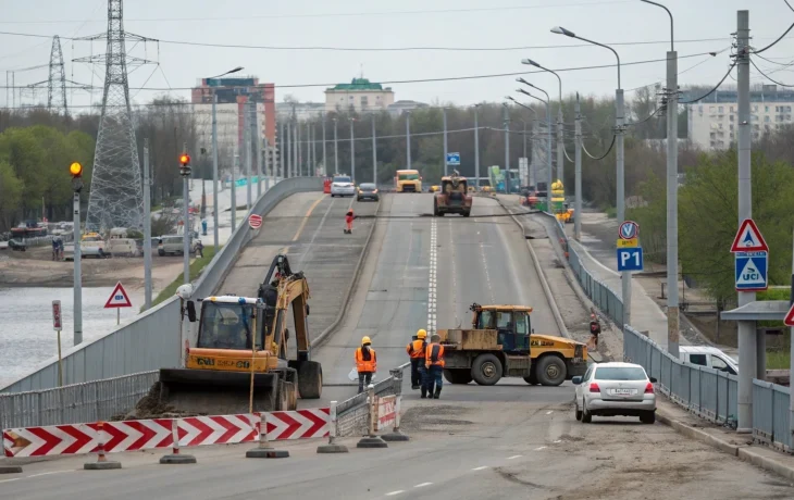 Масштабная реконструкция путепровода в Тольятти: изменения в движении и планы на будущее Масштабная реконструкция путепровода в Тольятти: изменения в движении и планы на будущее
