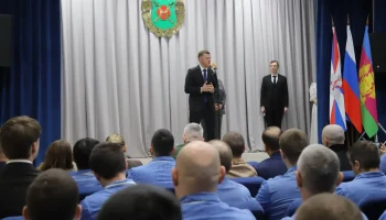 Наумов и Галушко поздравили участников СВО в краснодарском госпитале