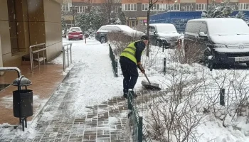 Краснодар: Городские службы борются с последствиями снегопада