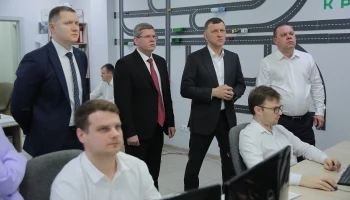 В Краснодаре усиливают уборку снега из-за штормового предупреждения