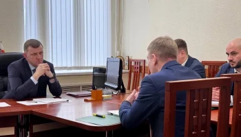 Евгений Наумов провел личный прием и рассказал о выделении земли участникам СВО