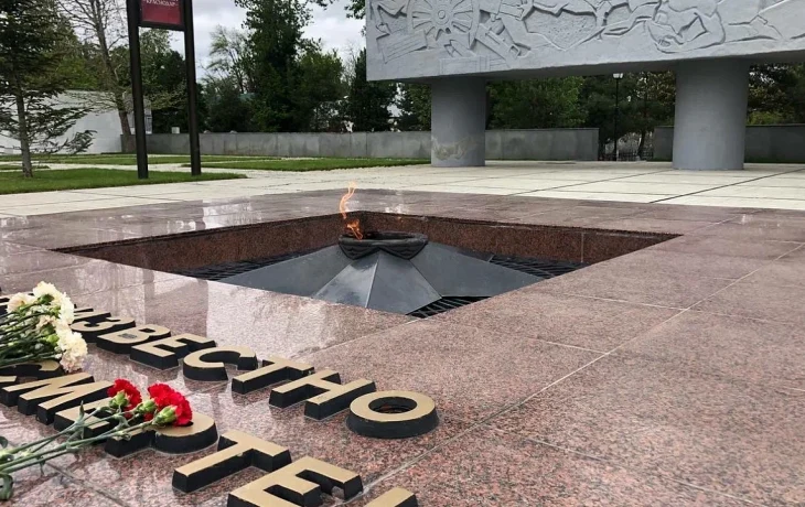 Наумов усилил охрану мемориалов в Краснодаре после инцидента с подростками