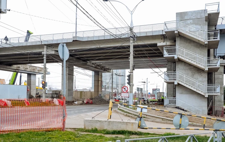 Внимание: Ограничение движения по Тургеневскому мосту в Краснодаре Внимание: Ограничение движения по Тургеневскому мосту в Краснодаре