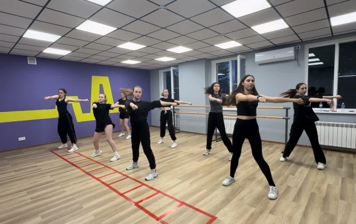 Фестиваль науки, танцы, шахматы и творчество в Краснодарском Доме молодежи