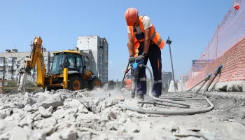 Внимание: Ограничение движения на Тургеневском мосту из-за демонтажа балок