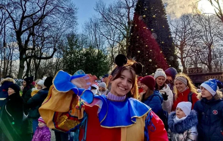 Открытие новогодних ёлок в Краснодаре: Праздник для всей семьи!