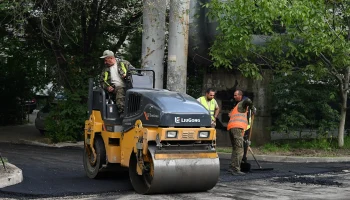 В Краснодаре ремонтируют улицу Гудимы и приводят в порядок детскую площадку в Дмитриевском сквере В Краснодаре ремонтируют улицу Гудимы и приводят в порядок детскую площадку в Дмитриевском сквере