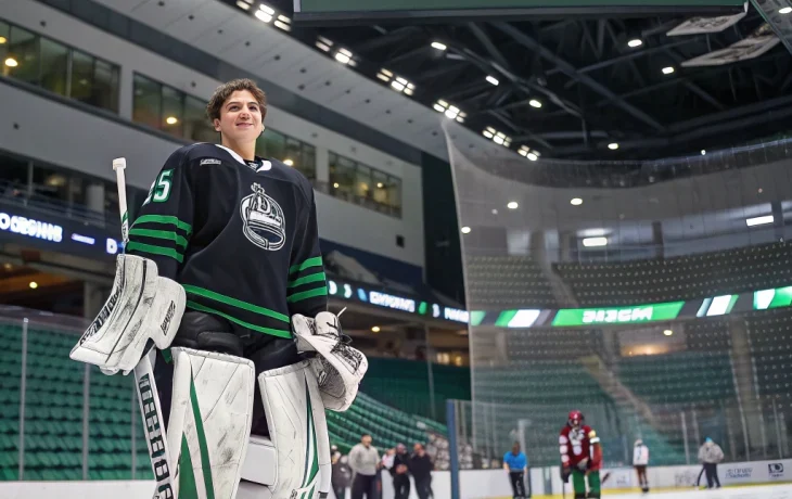 Салават Юлаев продлил контракт с вратарем Семеном Вязовым на два года