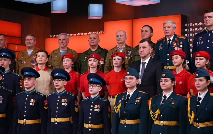 Евгений Наумов поздравил краснодарцев с Днём Героев Отечества Евгений Наумов поздравил краснодарцев с Днём Героев Отечества