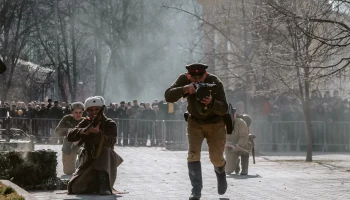 Реконструкция боя за освобождение Краснодара 12 февраля: шум, безопасность и патриотизм
