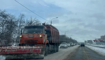 Краснодар утопает в снегу: городские службы работают в усиленном режиме