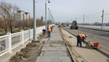 На Тургеневском мосту расширят тротуар для пешеходов