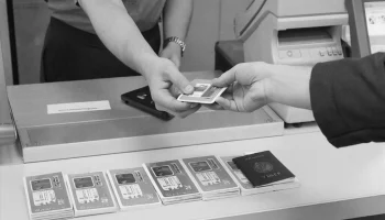 На Кубани менеджер переоформлял SIM-карты умерших абонентов на себя