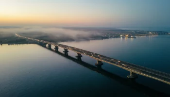 Когда выехать из Крыма без стресса: аналитики раскрыли лучшие дни для проезда по мосту в январские праздники