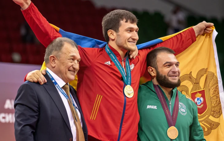 Кубанские самбисты завоевали медали на турнире в Душанбе