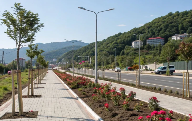 В Лазаревском районе Сочи продолжается благоустройство улиц и озеленение