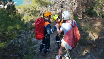 Спасатели нашли заблудившихся в сочинских горах туристок менее чем за час