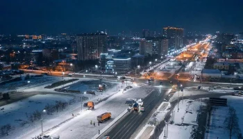 В Краснодаре за сутки обработали 450 км дорог от гололеда