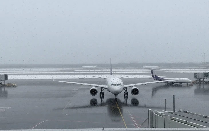 Из-за непогоды в Сочи и Краснодаре задержаны десятки рейсов