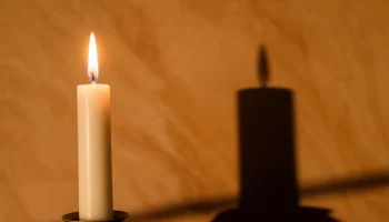 Обломки дронов погасили свет. Энергетики его зажгли снова