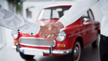 Автогиганты со скидкой до 40%: В России открываются уникальные площадки по продаже &laquo;коммерческих&raquo; б/у автомобилей