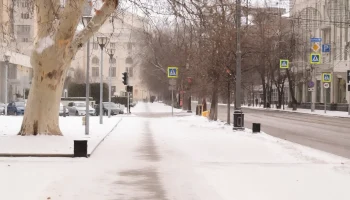 Зимняя сказка пришла в Краснодар: город укрыло рекордным снежным покрывалом