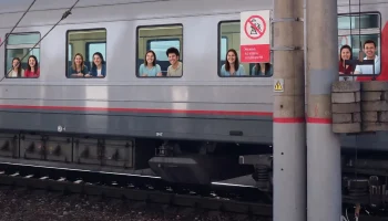 Стихия не остановит движение: на Кубани железнодорожники в круглосуточном режиме восстанавливают пути после мощного снегопада