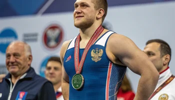 Армавирский тяжелоатлет взял бронзу первенства России