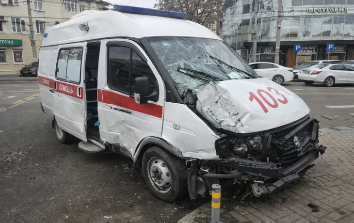 В Краснодаре расследуют тяжелое ДТП с привлечением скорой помощи В Краснодаре расследуют тяжелое ДТП с привлечением скорой помощи