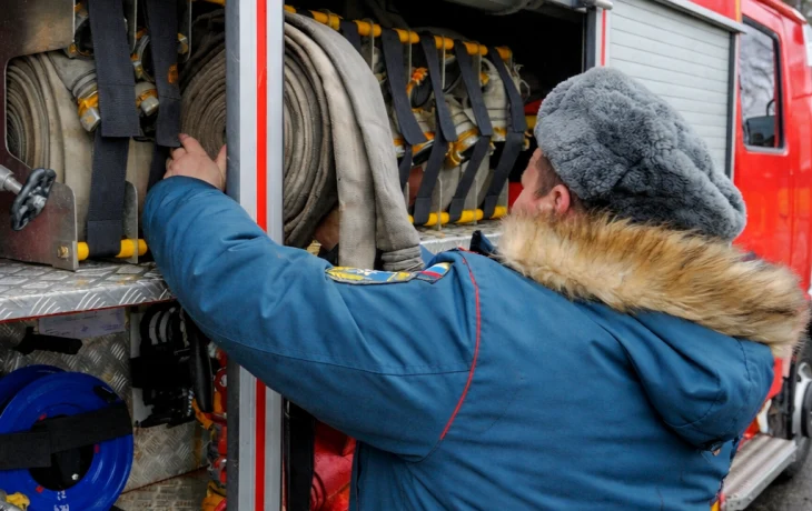 Крупный пожар уничтожил магазин &laquo;Светофор&raquo; в Краснодаре