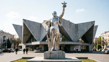 Мозаичная Аврора: в центре Краснодара ожил легендарный символ города