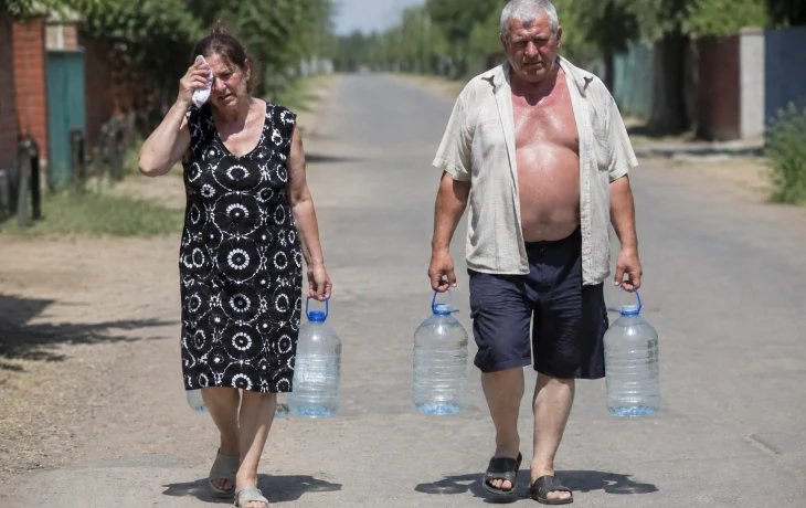В Новороссийске жители пожаловались на отсутствие воды и света