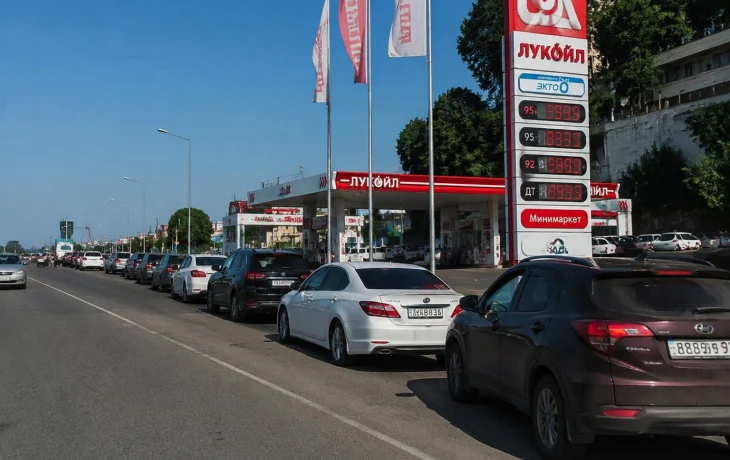 В Сочи сохраняются ограничения на работу части АЗС В Сочи сохраняются ограничения на работу части АЗС